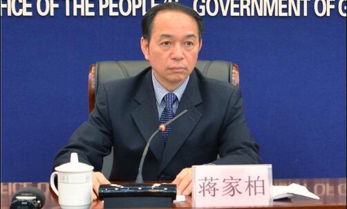 蔣家柏簡歷：廣西自治區(qū)人大法制委員會主任委員蔣家柏，曾任廣西自治區(qū)政府秘書長、水庫移民局局長、扶貧辦主任